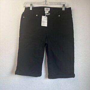 Monroe & Main shorts women 8 Black Denim cuffed Bermuda NWT